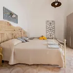 Semesterbostad Nel Cuore Del Salento Dimora Tipica